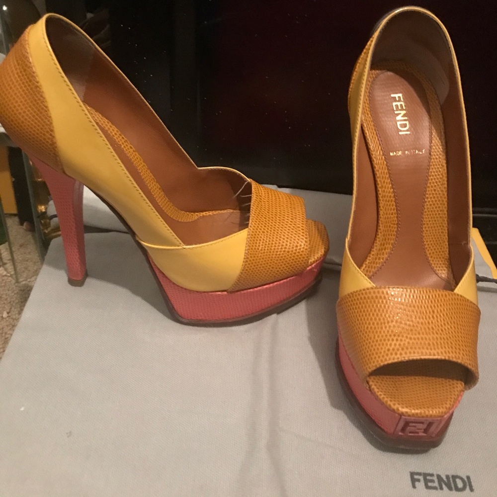 Fendi Pump